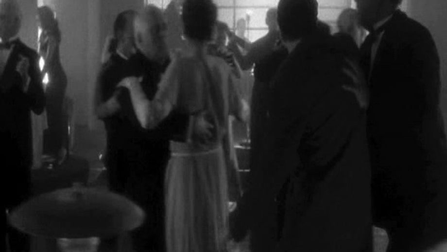 Black Widow (clip)